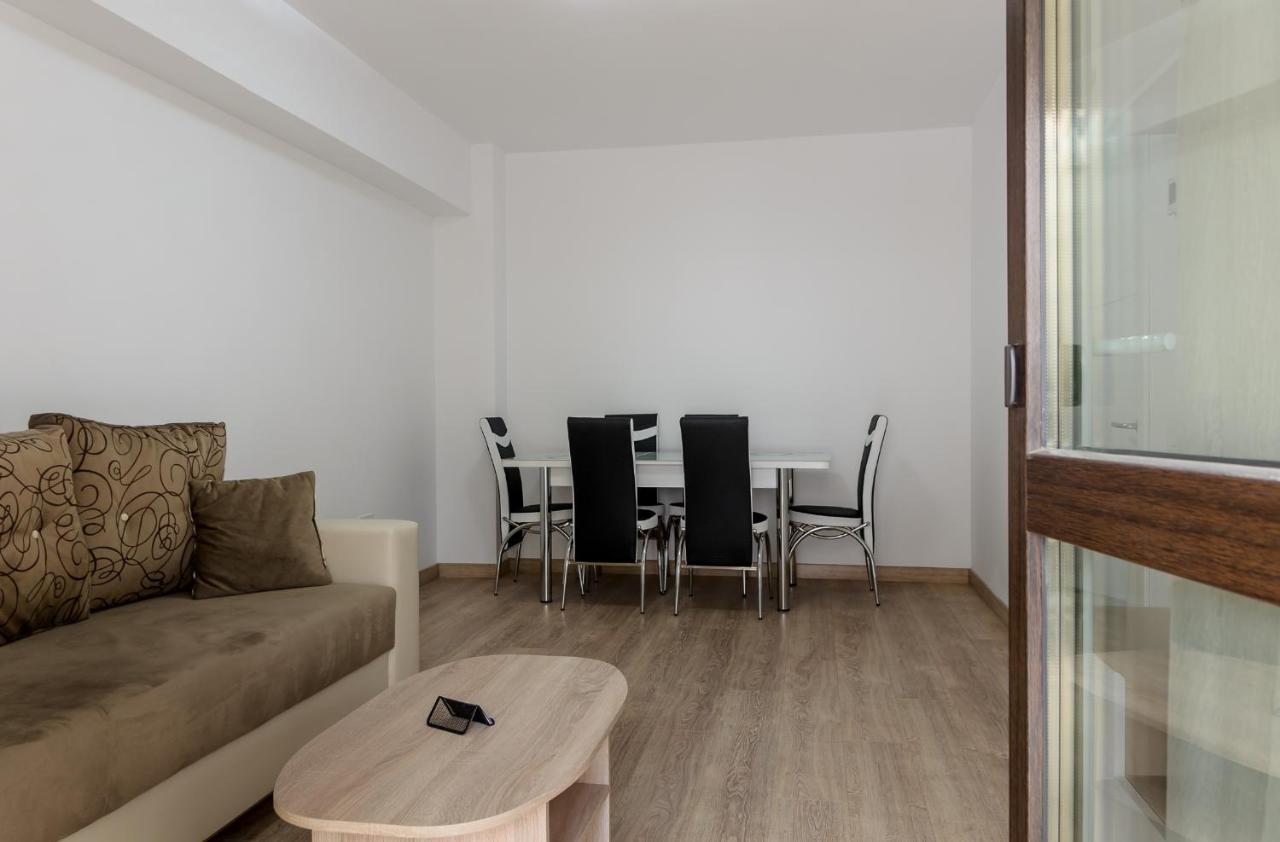 Luxury Apartments Newton By Glam Yaş Dış mekan fotoğraf