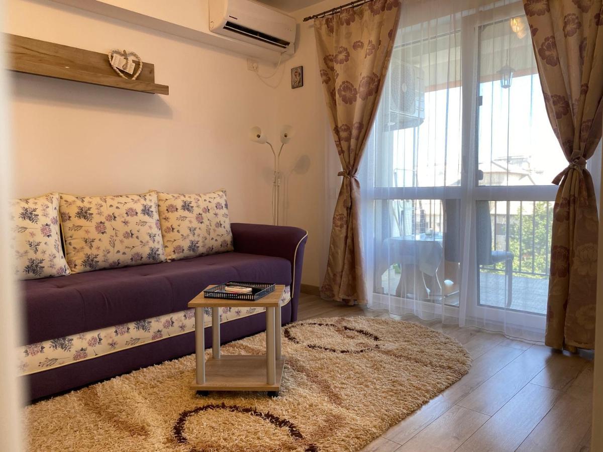 Luxury Apartments Newton By Glam Yaş Dış mekan fotoğraf